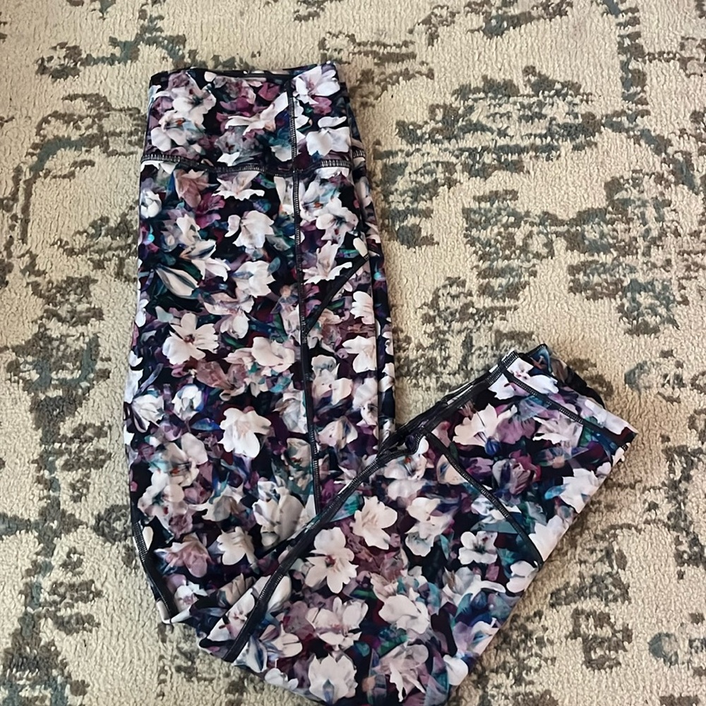 Lululemon Size 10 Align Leggings 25 “ Utopia Multi Print